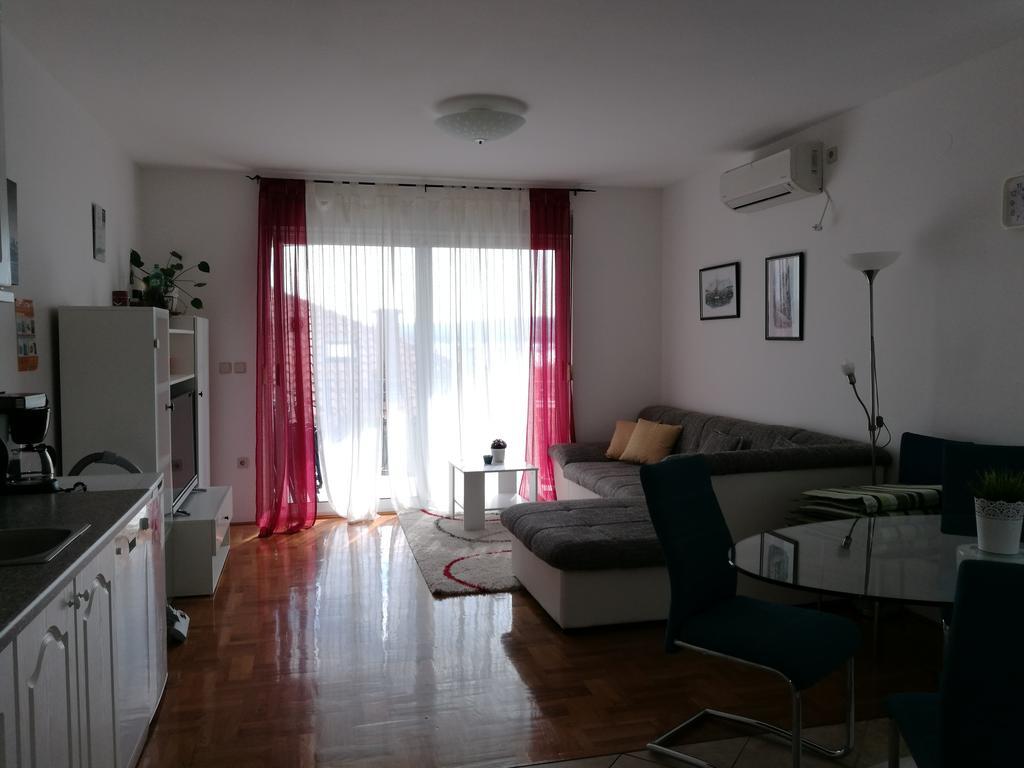 Apartments Laci Crikvenica Exterior photo