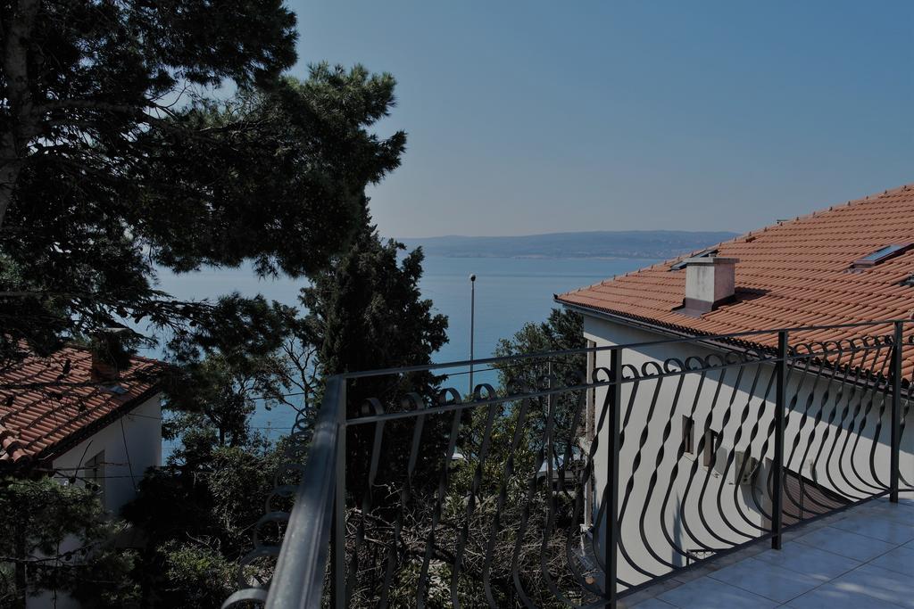Apartments Laci Crikvenica Exterior photo