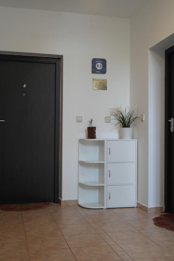 Apartments Laci Crikvenica Exterior photo
